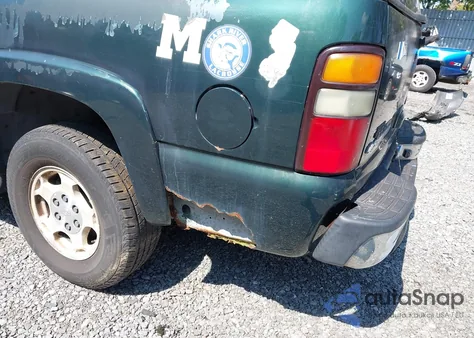 2004 Chevrolet Suburban 1500 Lt from USA, damaged, VIN 1GNFK16T14J101292